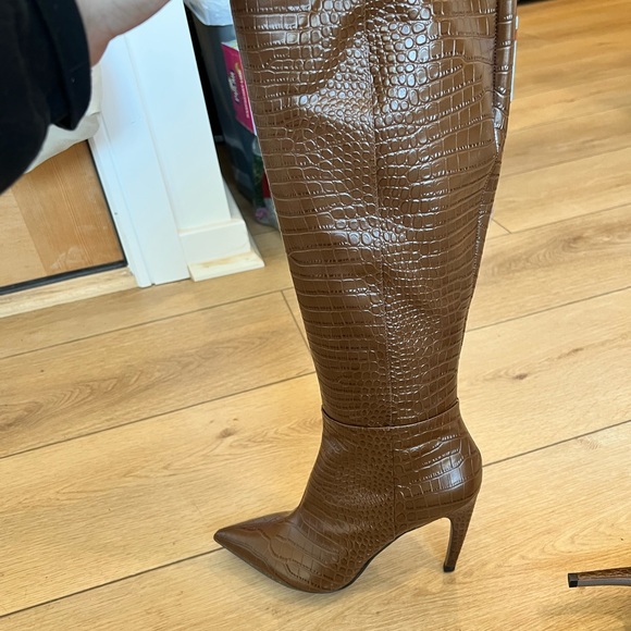 Sam Edelman Fraya Brown Boot - Picture 3 of 7